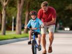 Учим ребенка кататься на двухколесном велосипеде